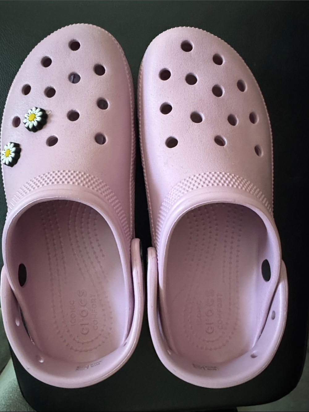 CROCS Women’s Light Pink Clogs with Daisy Jibbitz
